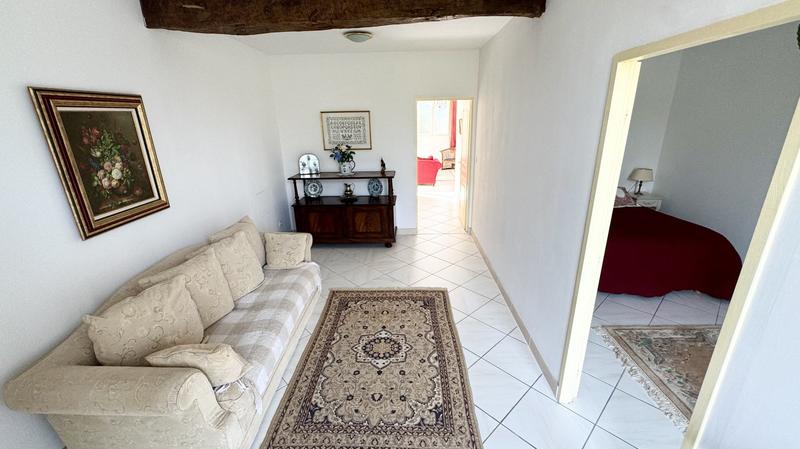 Propriété - 300 m² - 8 pièces