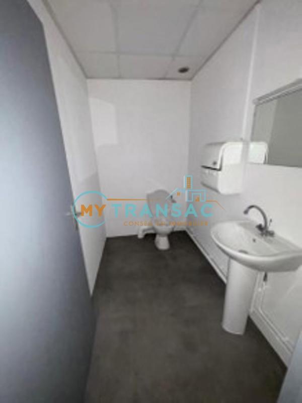 Local d'activité / Entrepôt - 304 m²