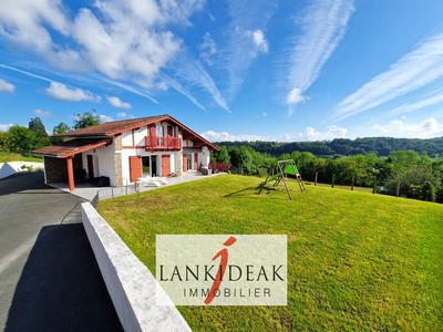 Maison - 164 m² - 5 pièces