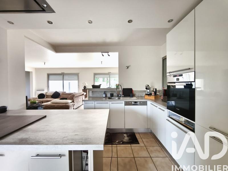 Maison - 127 m² - 6 pièces