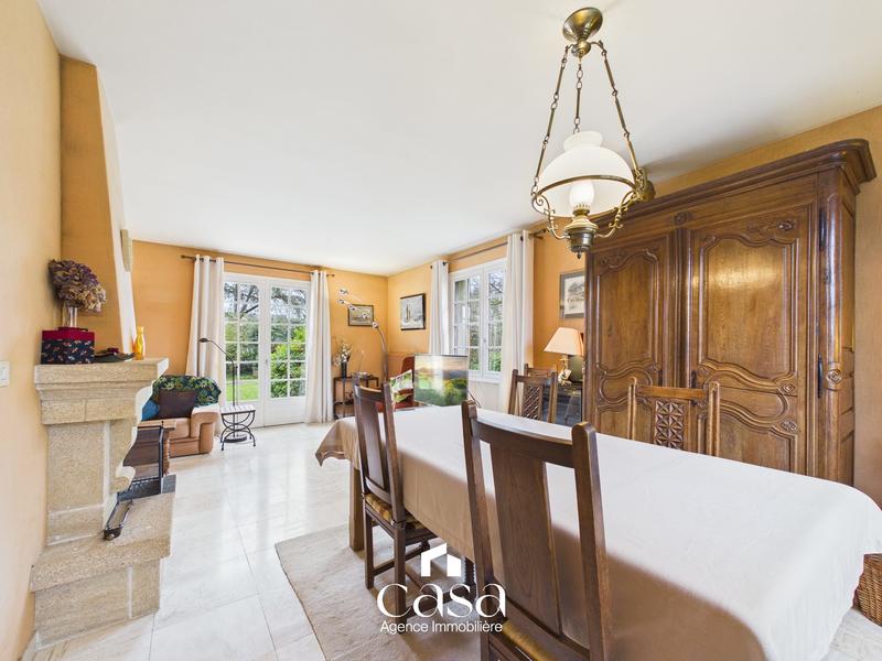 Maison traditionnelle - 128 m² - 6 pièces