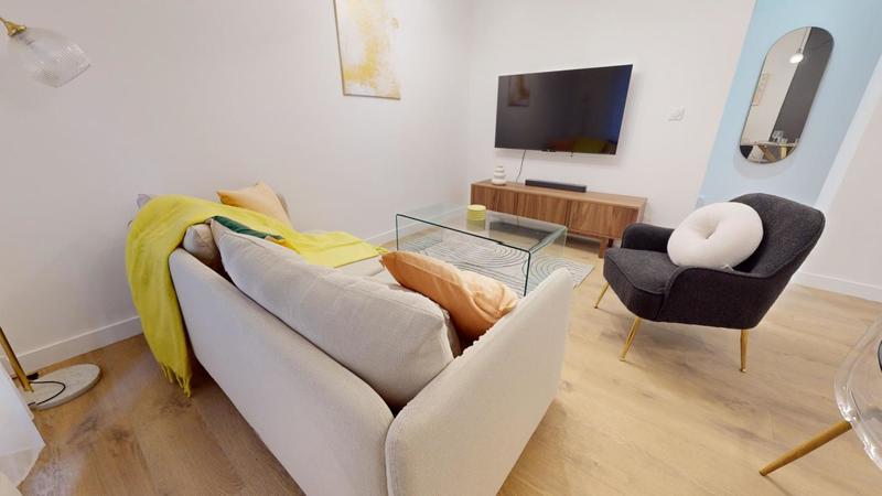 Appartement - 77 m² - 5 pièces