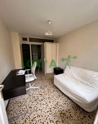 Studio - 17 m² - 1 pièce