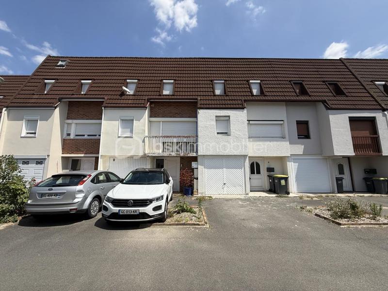 Maison - 100 m² - 5 pièces