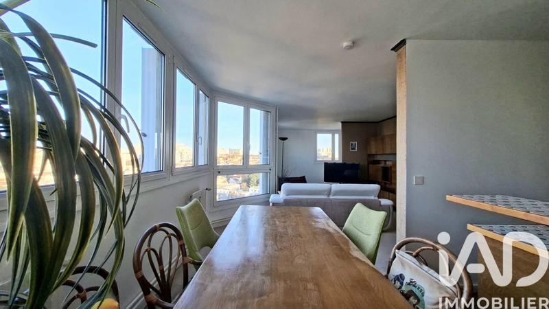 Appartement - 84 m² - 4 pièces