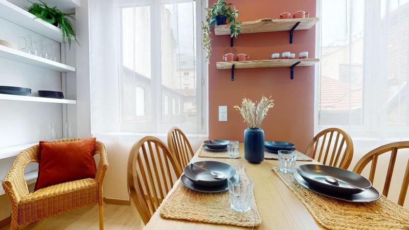 Appartement - 70 m² - 5 pièces