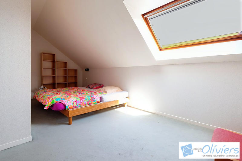 Maison - 171 m² - 7 pièces