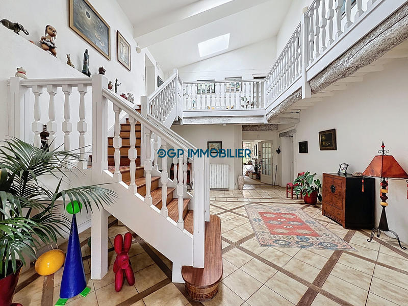 Ferme - 325 m² - 6 pièces