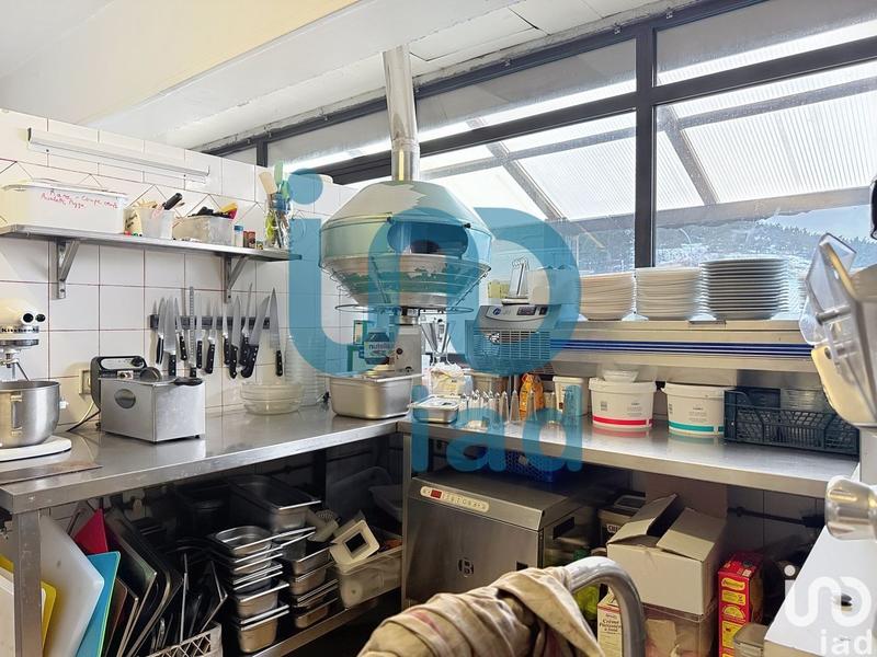 Local commercial - 245 m²