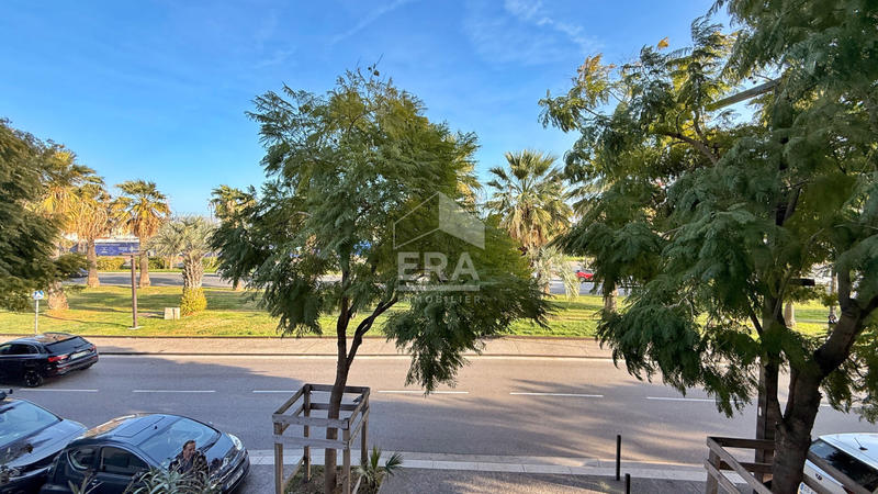 Appartement - 80 m² - 3 pièces