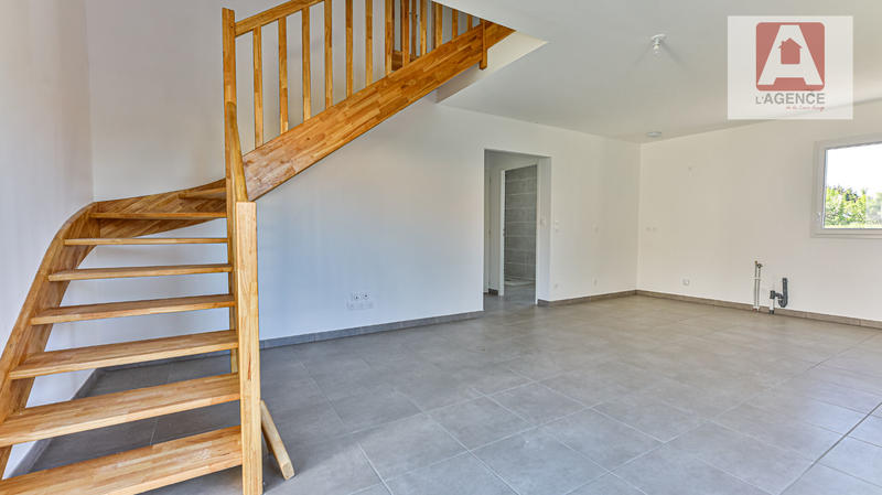 Maison - 93 m² - 5 pièces