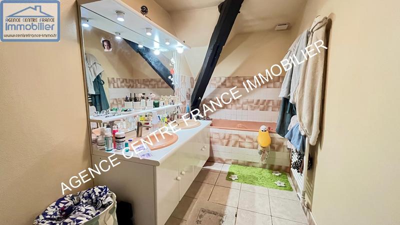 Appartement - 102 m² - 4 pièces