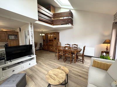 Maison - 90 m² - 5 pièces