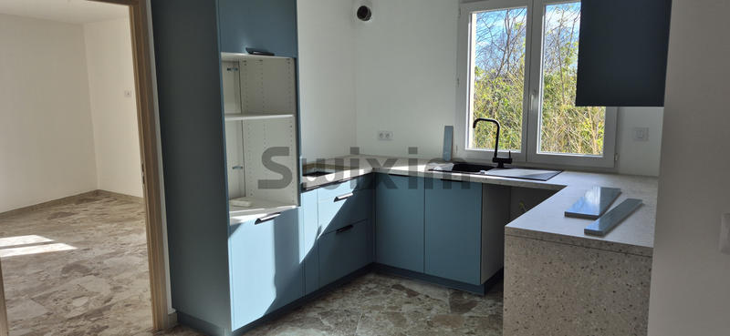 Appartement - 75 m² - 3 pièces