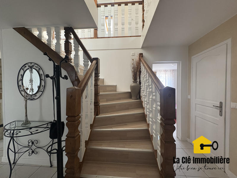 Maison - 170 m² - 6 pièces