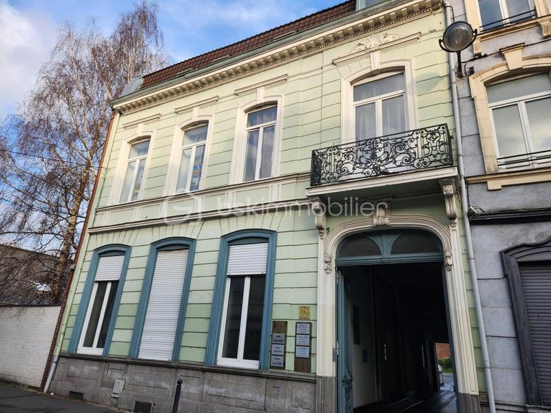 Immeuble - 450 m² - 16 pièces