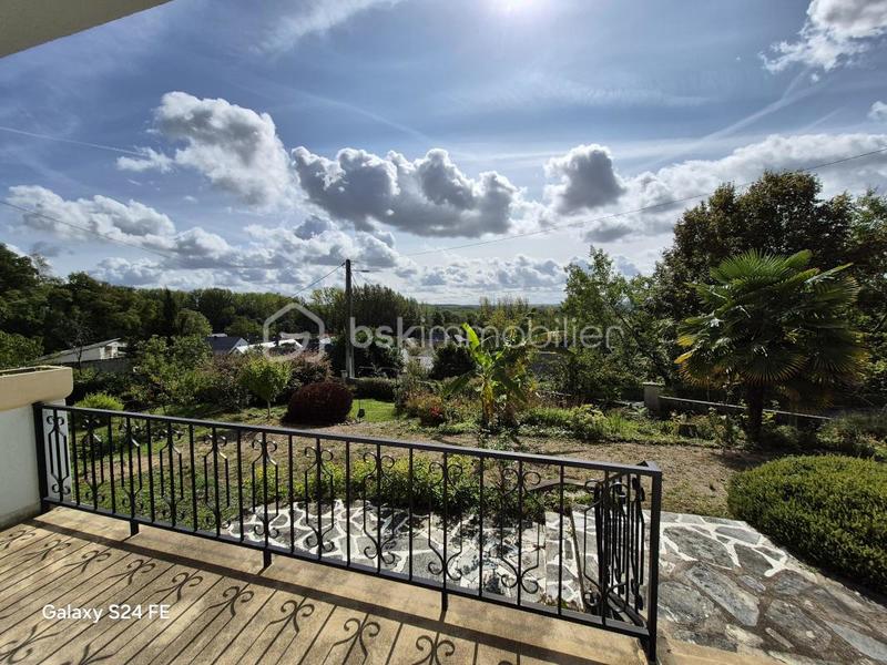 Maison - 92 m² - 4 pièces