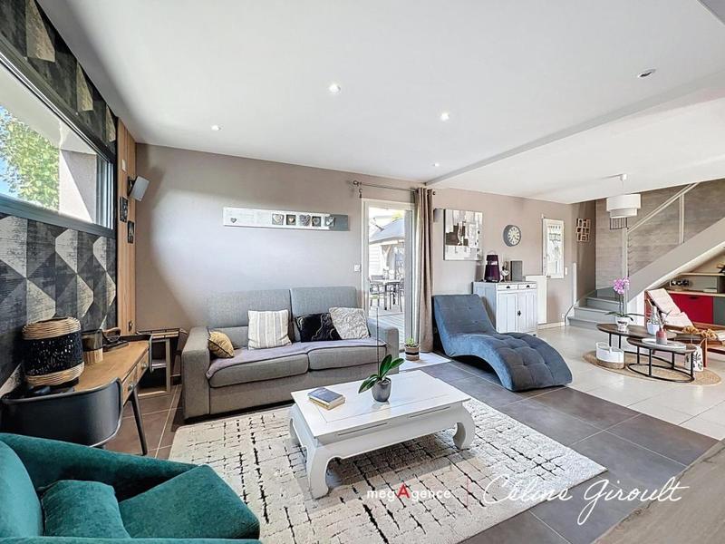 Pavillon - 120 m² - 6 pièces