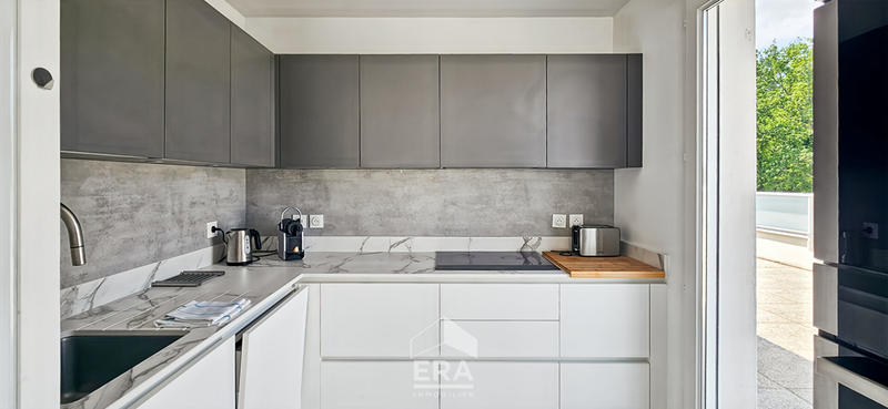 Appartement - 80 m² - 3 pièces