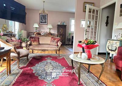 Maison - 176 m² - 7 pièces