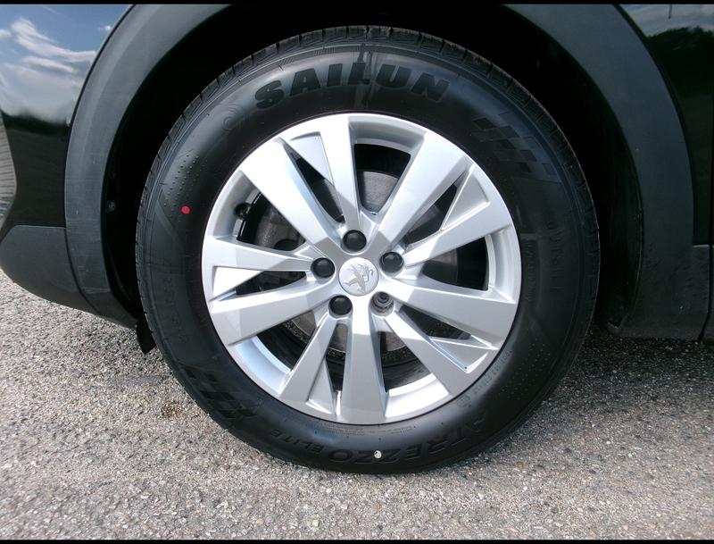 Peugeot 3008 Bhdi 130 Active Business Eat8