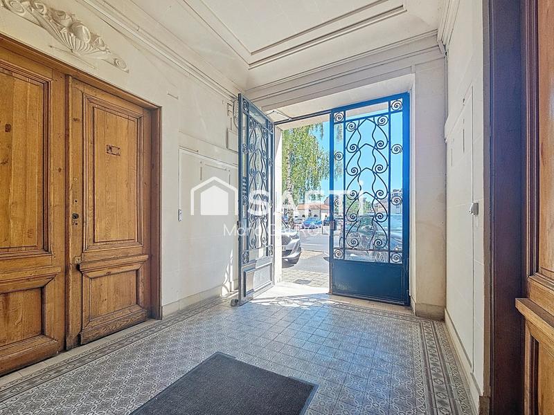 Appartement - 95 m² - 4 pièces