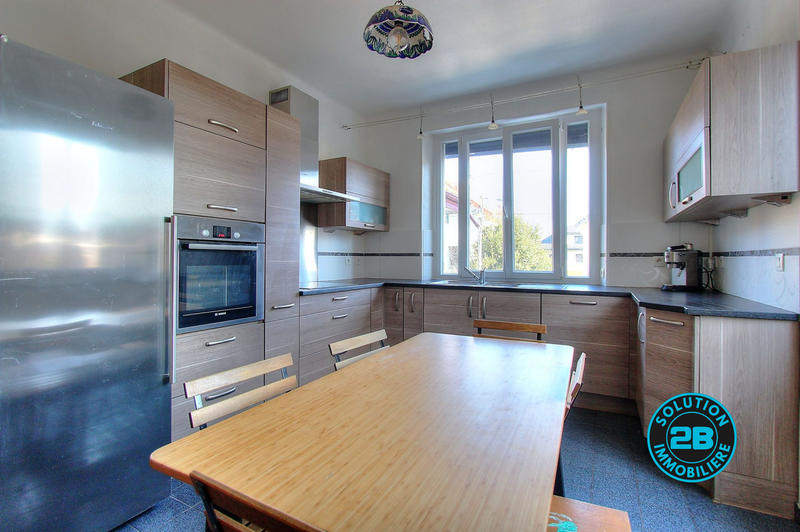 Maison ancienne - 176 m² - 7 pièces