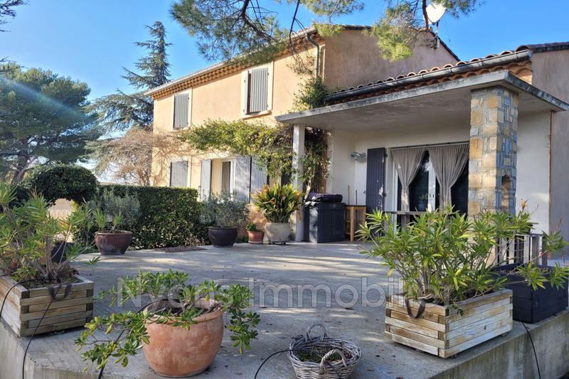 Villa - 150 m² - 4 pièces