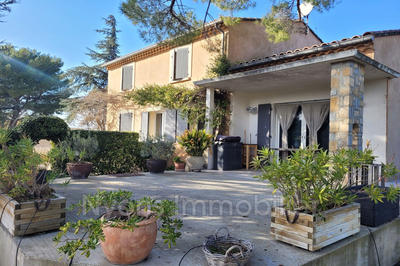 Villa - 150 m² - 4 pièces