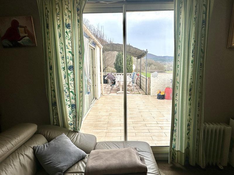 Maison - 140 m² - 7 pièces