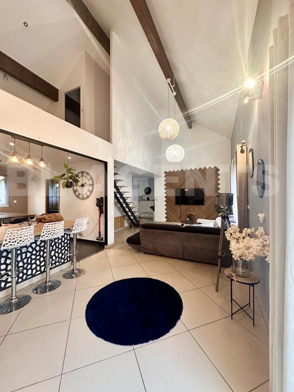 Maison - 173 m² - 8 pièces