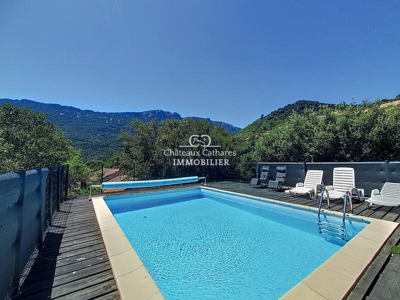 Maison - 122 m² - 7 pièces