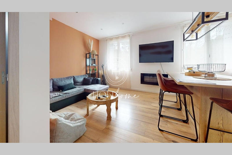 Maison - 209 m² - 5 pièces