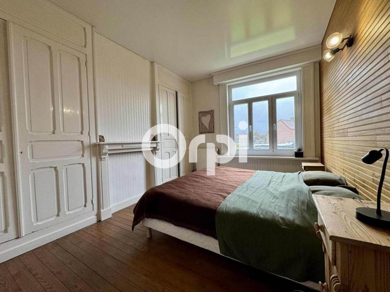 Maison - 228 m² - 7 pièces