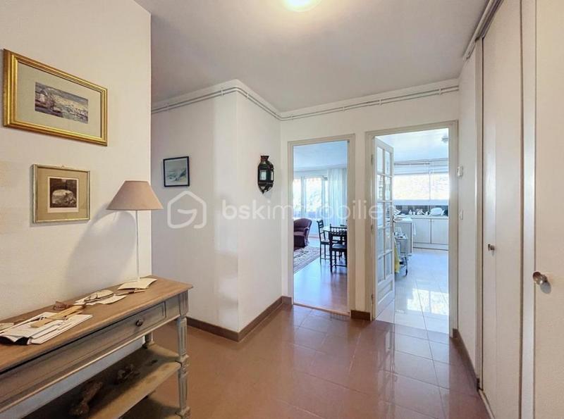 Appartement - 79 m² - 3 pièces