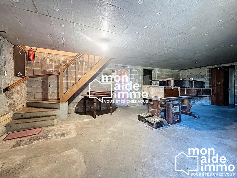 Maison - 180 m² - 4 pièces