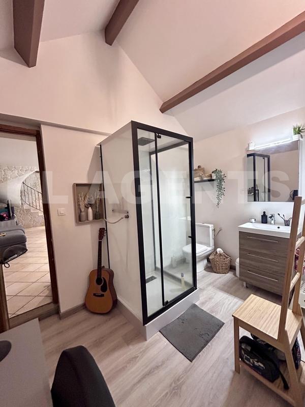 Maison traditionnelle - 199 m² - 7 pièces