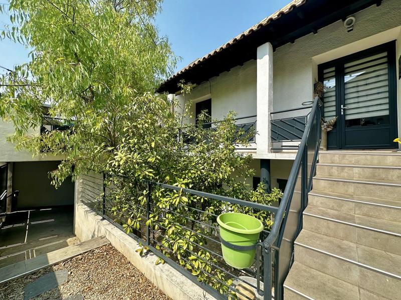 Appartement - 104 m² - 4 pièces