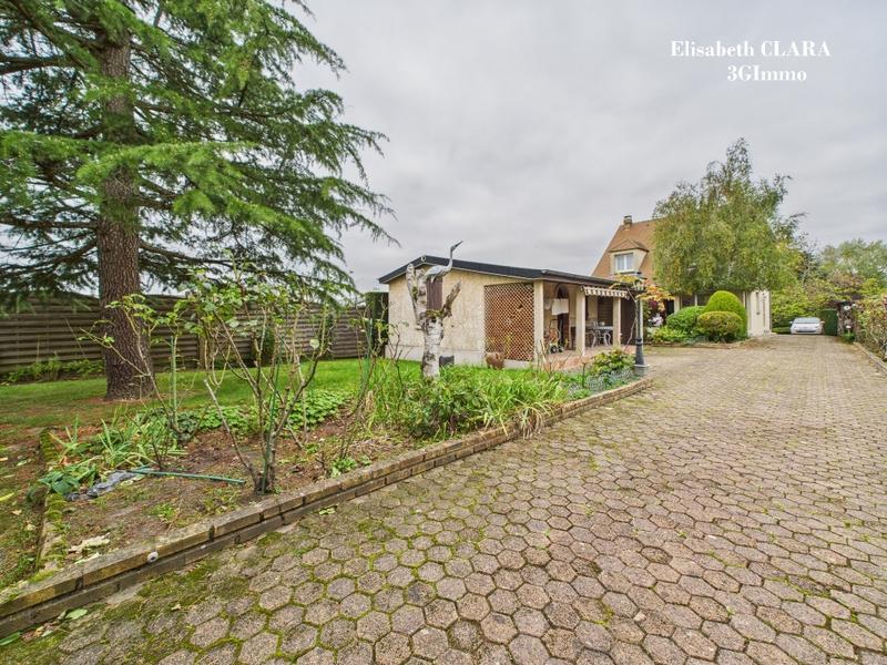 Maison - 145 m² - 6 pièces