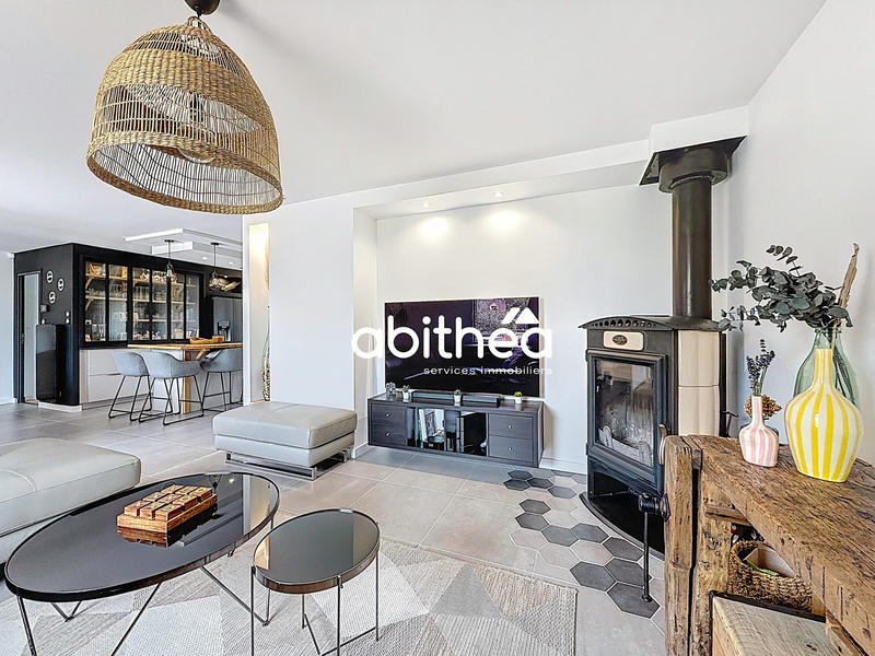 Maison - 165 m² - 7 pièces