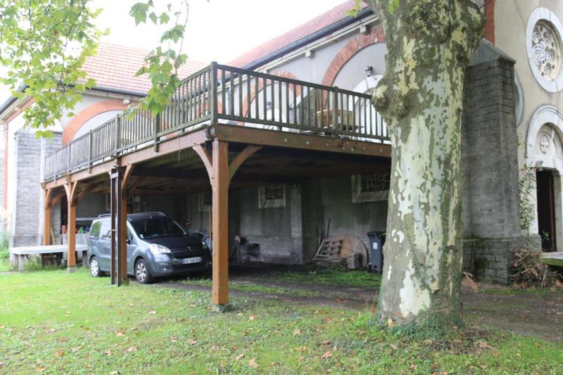 Propriété - 160 m² - 4 pièces