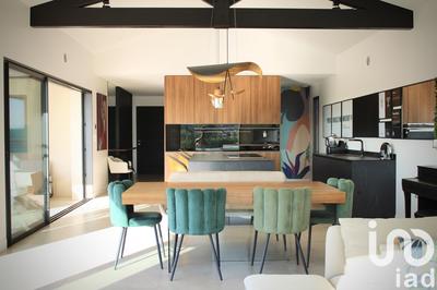 Maison - 185 m² - 7 pièces