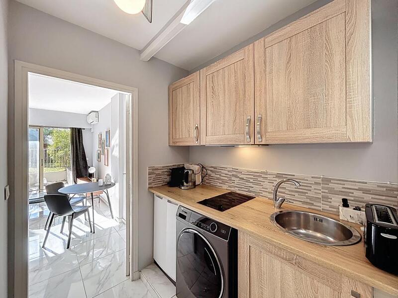 Studio - 24 m² - 1 pièce