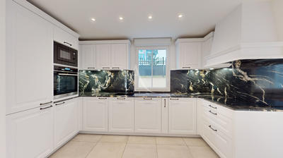 Appartement - 83 m² - 4 pièces