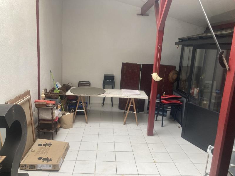 Appartement - 218 m² - 13 pièces