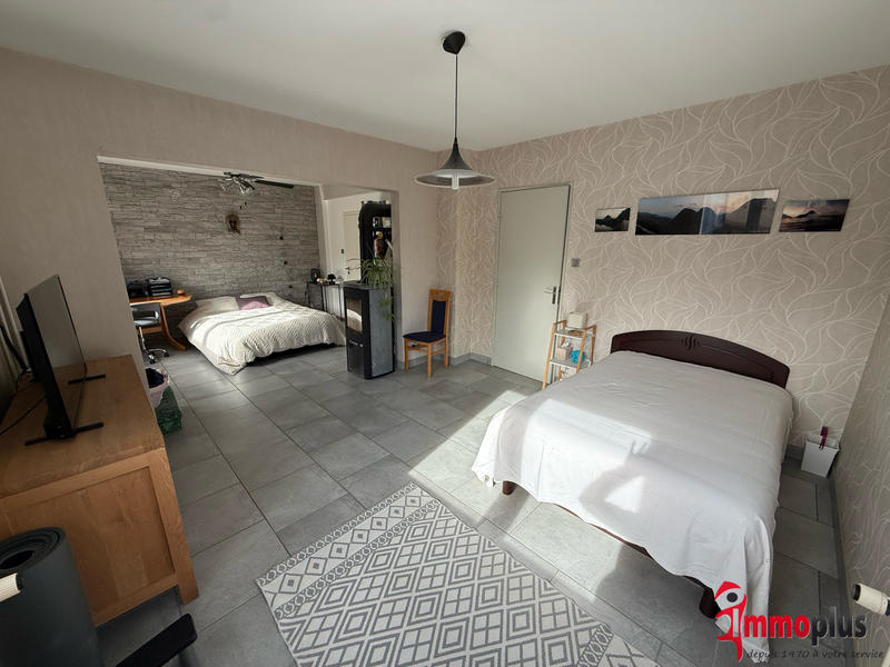 Maison - 163 m² - 7 pièces