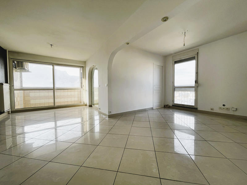 Appartement - 86 m² - 4 pièces