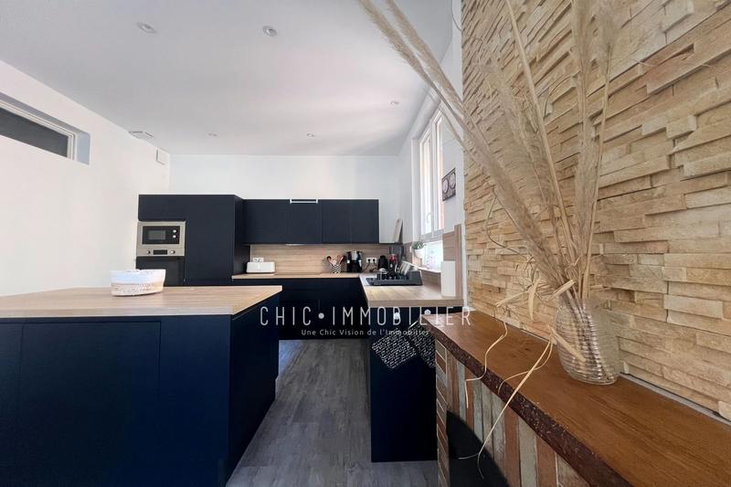 Appartement - 115 m² - 5 pièces