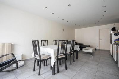 Appartement - 98 m² - 5 pièces