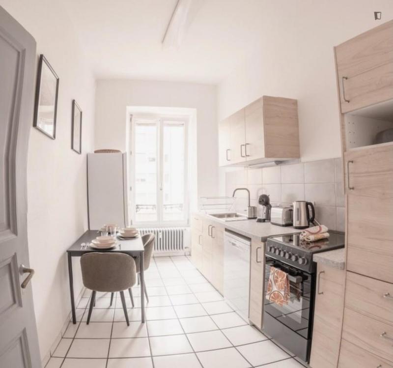 Chambre - 14 m² - 3 pièces